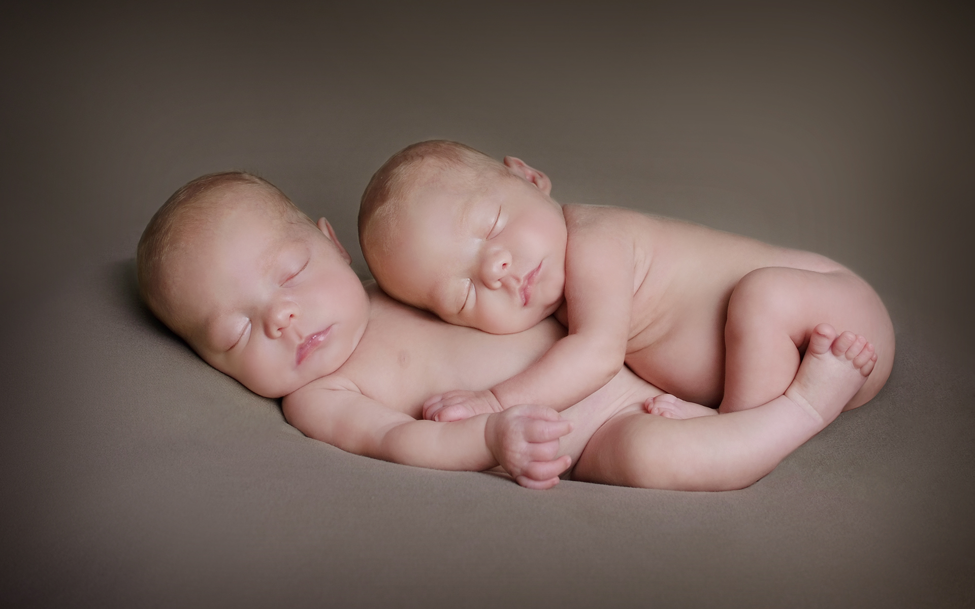 Newborn Twins Photos