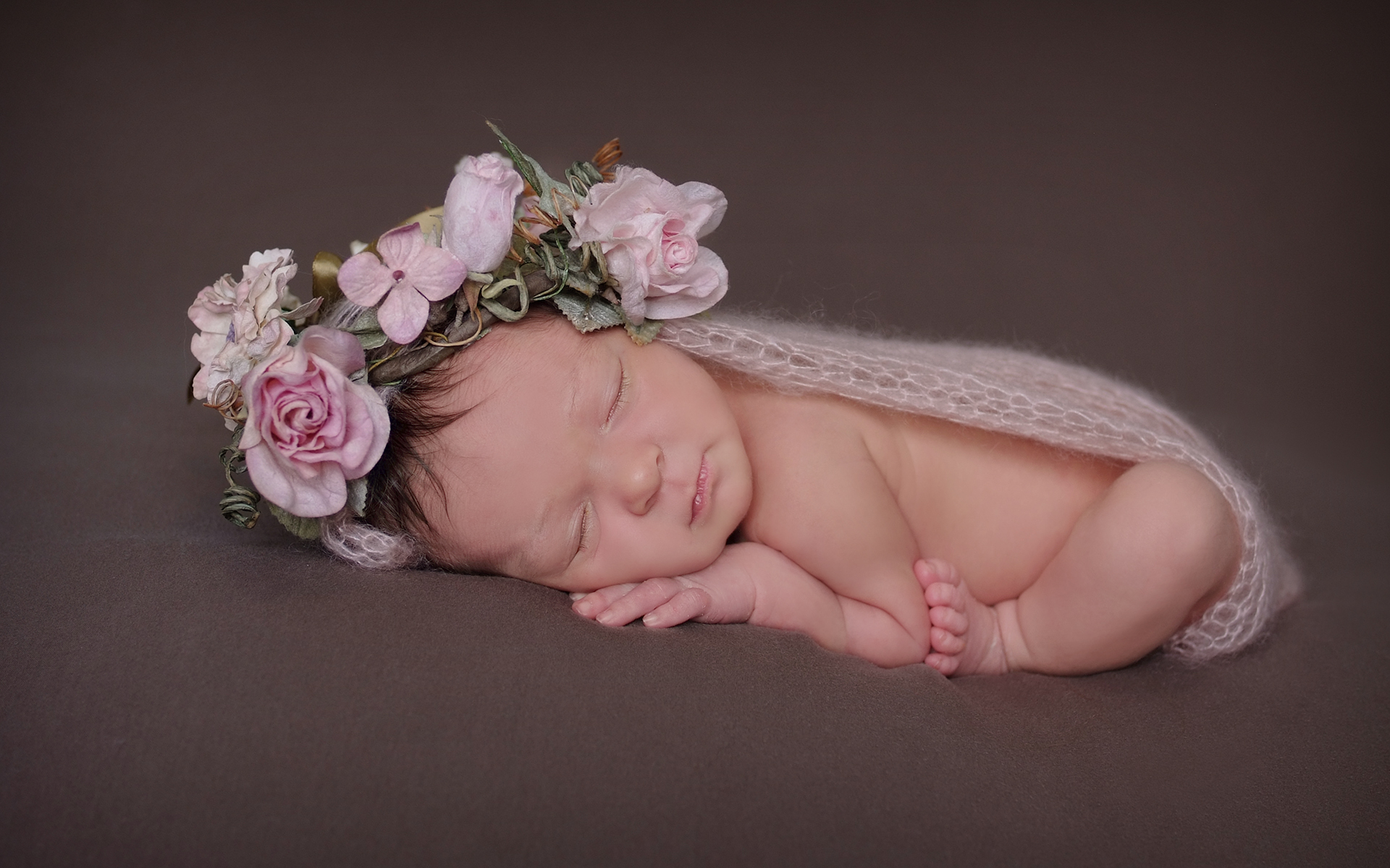 Best Newborn Photographer