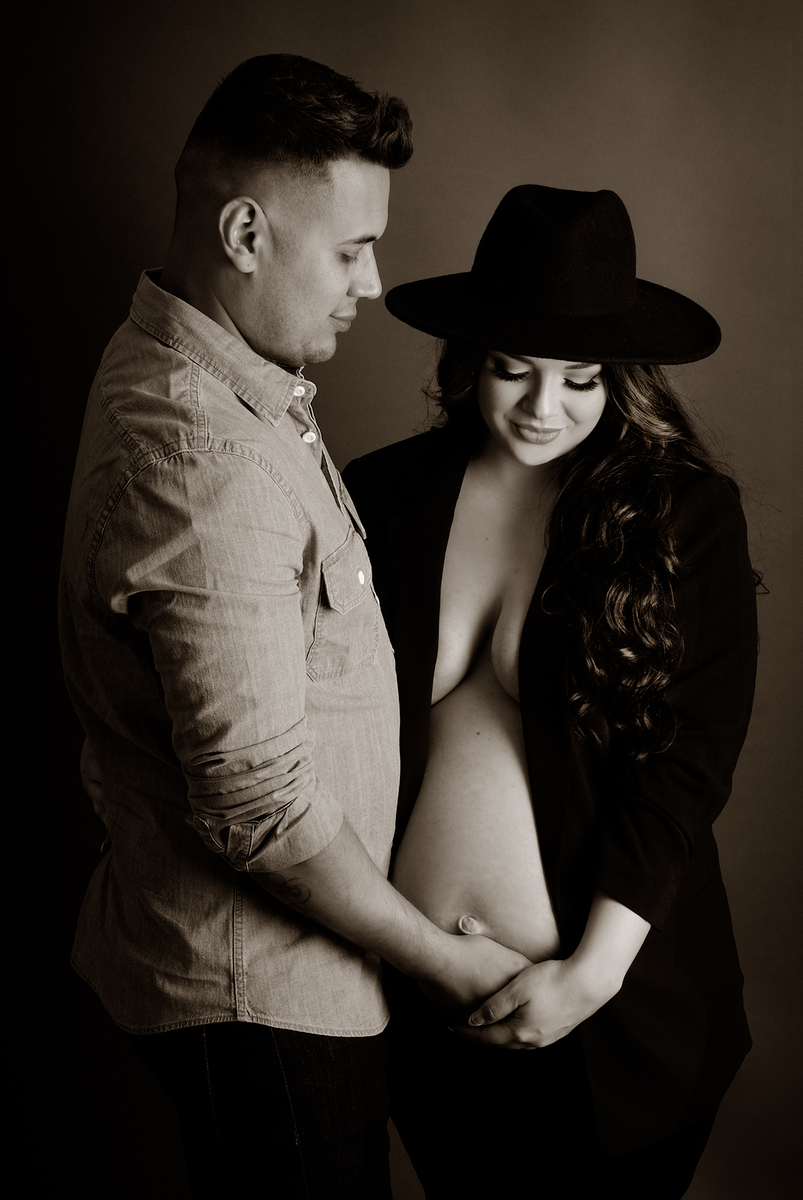 Couple’s Maternity Photos